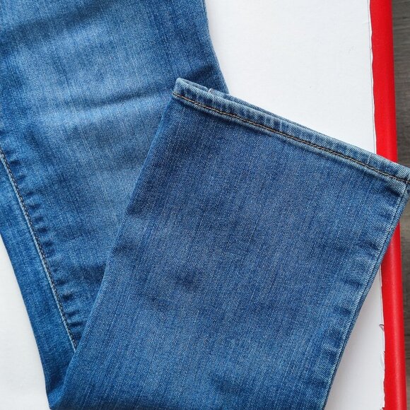 Signature by Levi Strauss jeans women's size W30L32 denim blue mid-rise straight - Picture 10 of 15